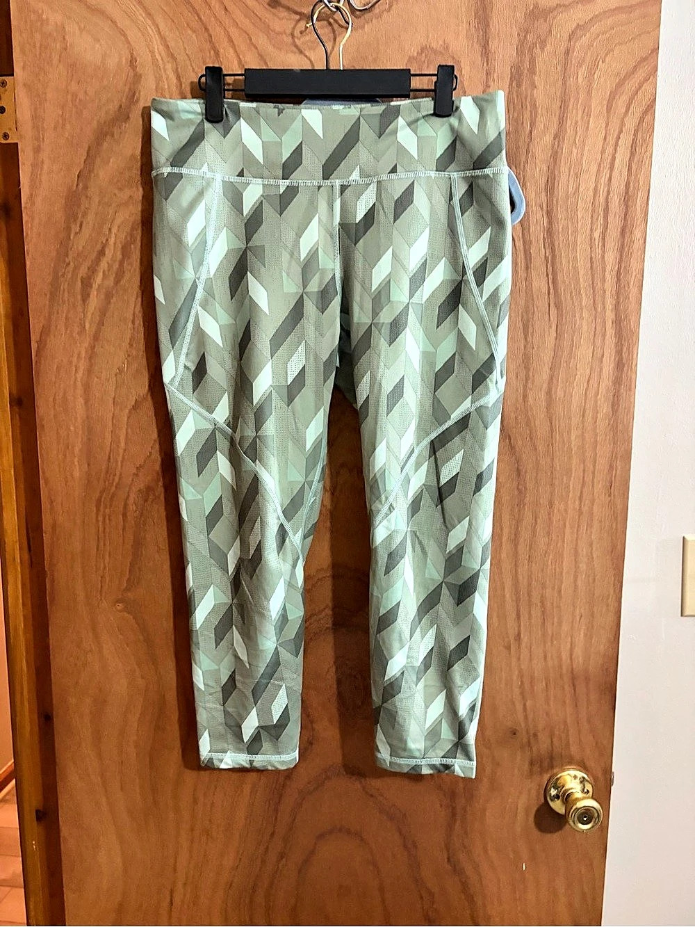 Patagonia W's Centered Tights Geometric Leggings in Green & Gray Size Large Like